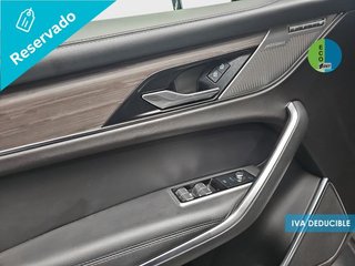 Jaguar F-Pace 2.0D l4 MHEV SE AWD Auto 150 kW (204 CV)