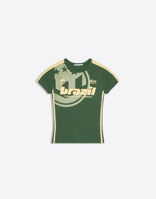 Camiseta Bershka verde y beige de brasil