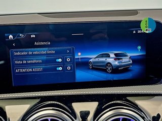 Mercedes Clase A 180 100 kW (136 CV)