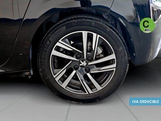 Peugeot 208 PureTech 100 Active Pack EAT8 75 kW (100 CV)