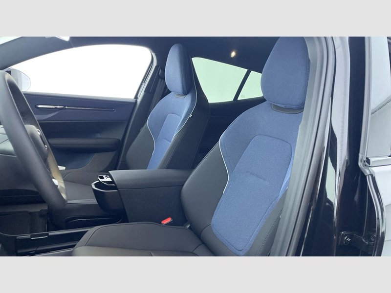 Volvo EX30 2024, foto 10