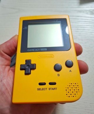 Nintendo Game Boy Pocket Giallo