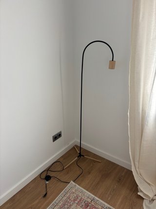 Lámpara de pie Sklum metal y madera