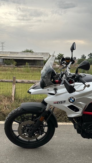 BMW F700GS