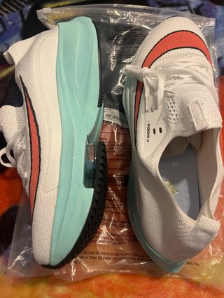 Zapatillas Running Rojas y Blancas Talla 44