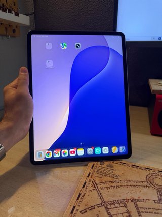 iPad Air 13 M3 128GB Plata con teclado de REGALO
