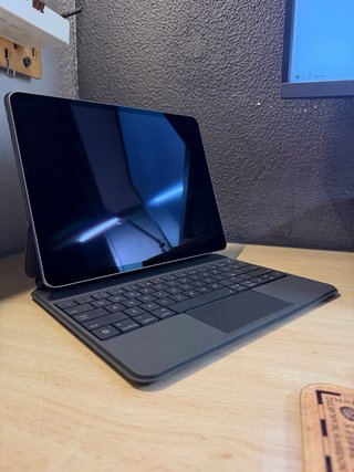 iPad Air 13 M3 128GB Plata con teclado de REGALO