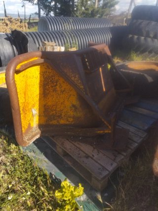Escudo y Rueda Skidder John Deere 440B