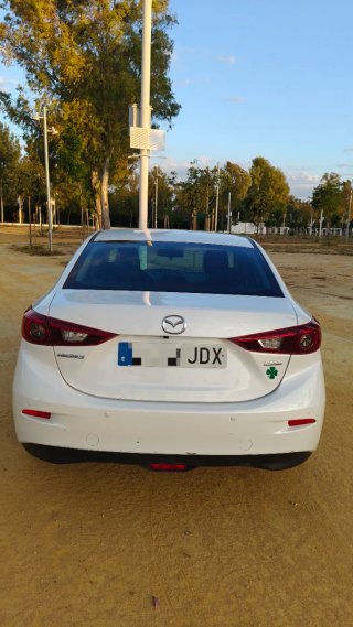 Mazda 3 2015