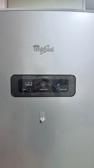 Cajones y Estantes Nevera Whirlpool WBE3375