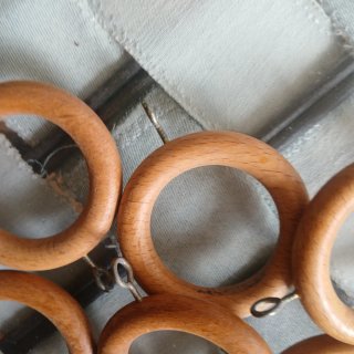 Anillas para cortinas de madera