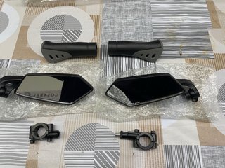 Retrovisores y puños moto/bici negros/grises
