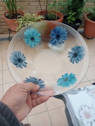 2 Ensaladeras de Cristal con motivos Flores Azul.