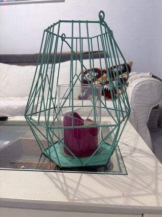 Farol decorativo verde con vela