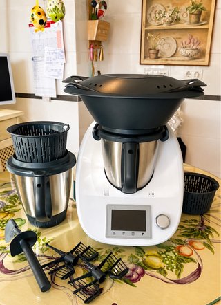 Thermomix TM5 con vaso adicional