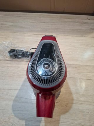 Aspiradora Vexilar  Blitz C8 600W Roja