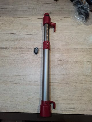 Aspiradora Vexilar  Blitz C8 600W Roja