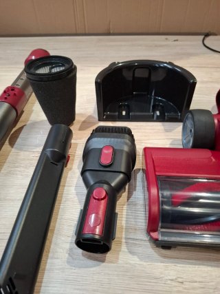 Aspiradora Vexilar  Blitz C8 600W Roja