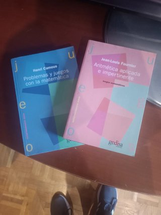 Dos libros de matematicas