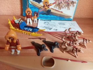 594 Playmobil trineo husky y canoa esquimales 3466