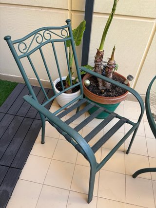 MESA REDONDA CRISTAL + JUEGO DE 3 SILLAS, EXTERIOR