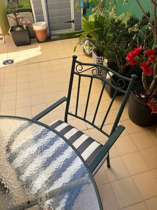 MESA REDONDA CRISTAL + JUEGO DE 3 SILLAS, EXTERIOR
