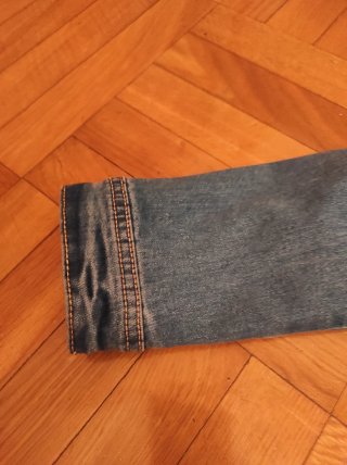 Chaqueta vaquera M con pedrería