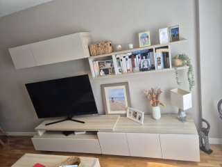 Mueble TV Beige y Blanco