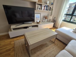 Mueble TV Beige y Blanco