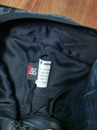 Pantalón Dainese Talla 46 Negro
