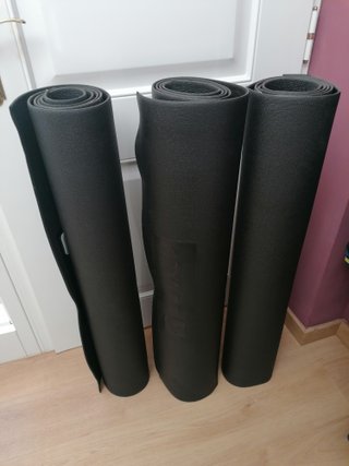 Decathlon. Alfombra Yoga/Gimnasia/Pilates. Negra.