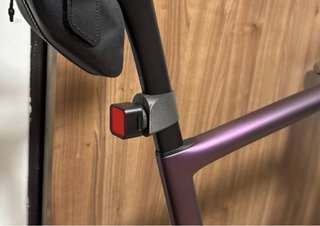 Specialized Tarmac SL8 / Soporte Garmin Varia