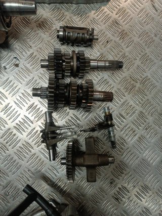 Despiece Motor Honda Dominator 650 /91