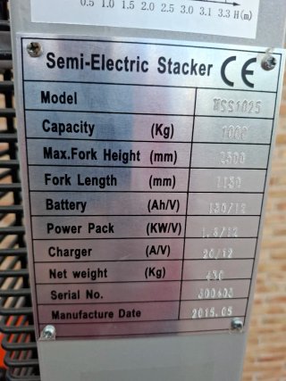 Apilador semi-eléctrico