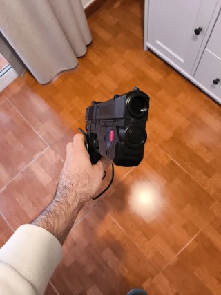 Pistola Gaming Aimtrak para PC.