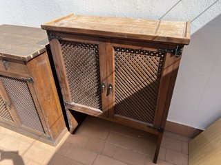 Alacena de madera maciza