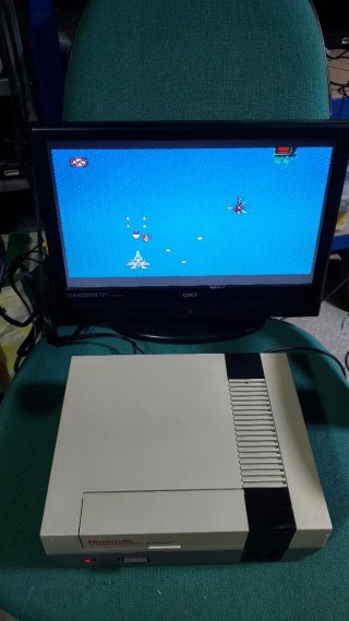 Nintendo NES multiregion con F-15 City War