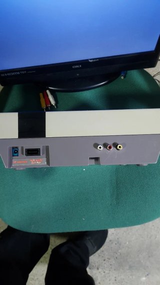 Nintendo NES multiregion con F-15 City War