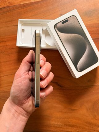 iPhone 15 Pro 256GB Titanio
