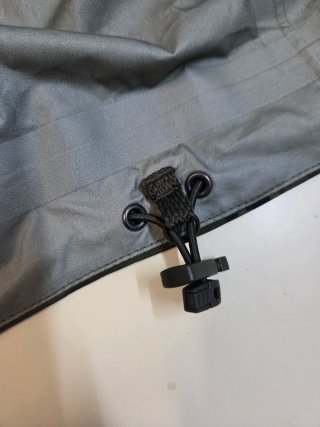 Traje de intemperie boscoso pixelado Et