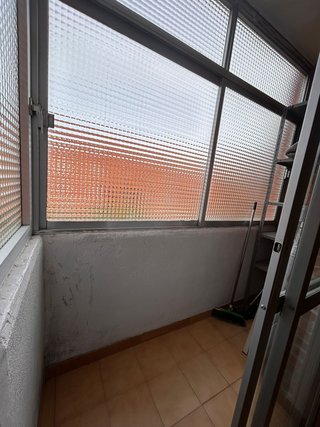 PISO 3 HABITACIONES Y 3 GALERIAS. PAN Y GUINDAS.