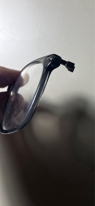 Lentes con filtro de luz azul. Montura rota.