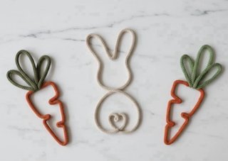 Decorazioni pasquali realizzati in tricotin