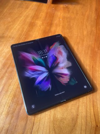 Samsung Galaxy Z3 Fold 5G
