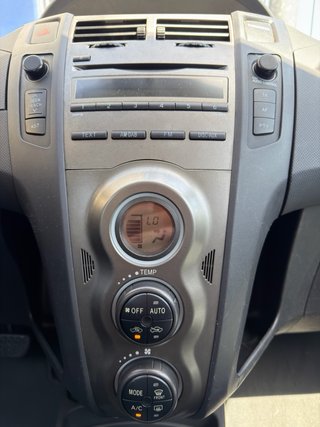 Toyota Yaris 2010