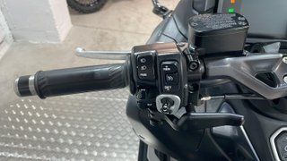 Yamaha TMAX 560 Tech MAX - 2022 - 34.256 KM