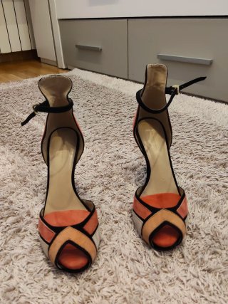 Zapatos de tacón mujer en tonos coral
