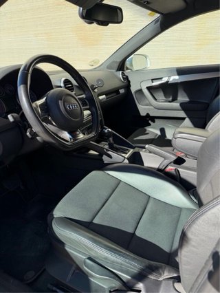 Audi A3 S line 140cv Auto
