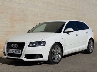 Audi A3 S line 140cv Auto