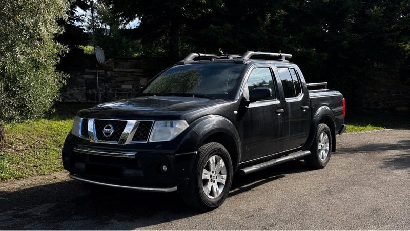 Nissan Navara 2010 - foto 1
